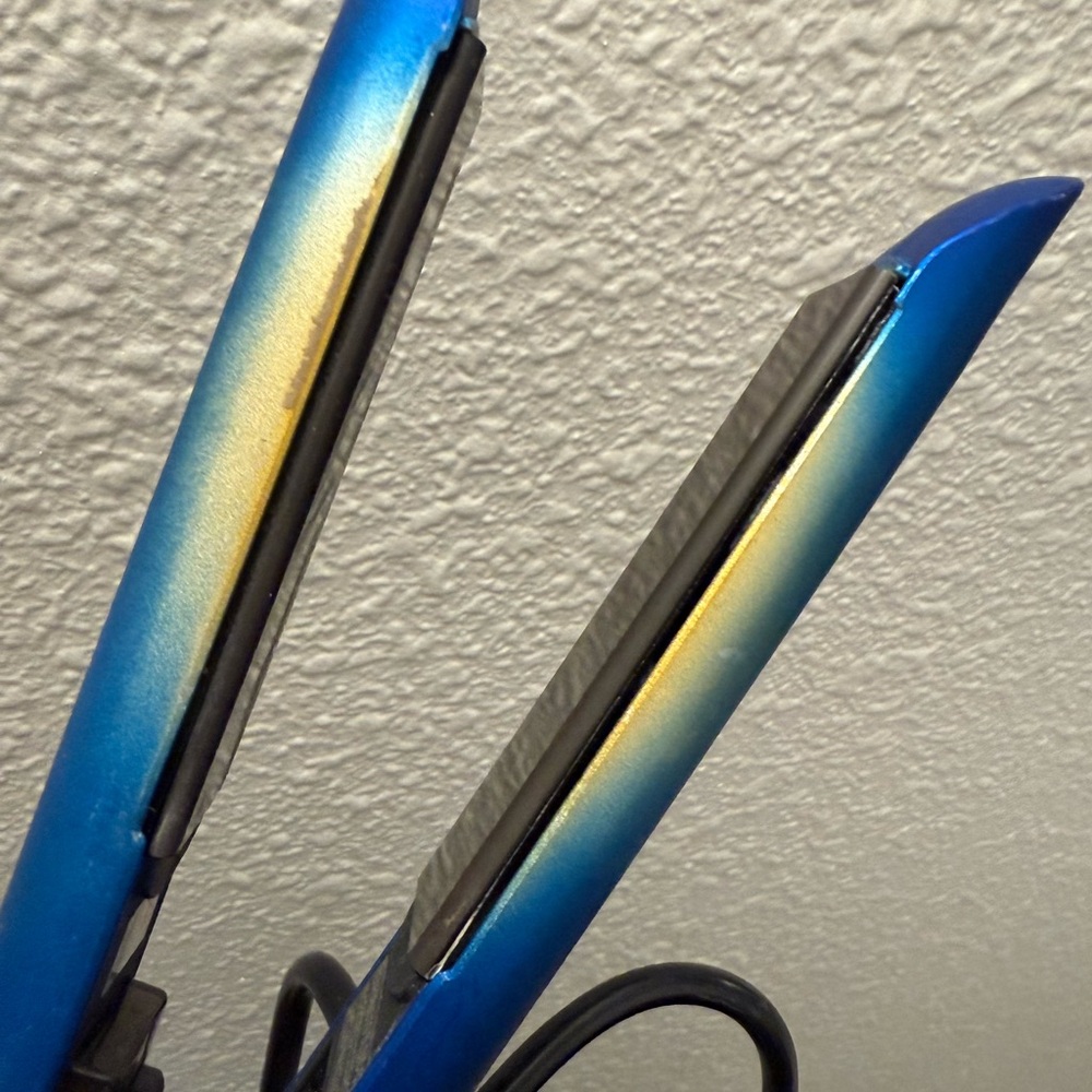 Soleil Flat Iron - Picture 4 of 6